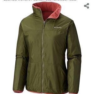 Columbia reversible fleece